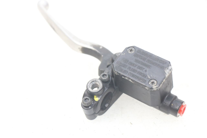 photo de HAUPTBREMSZYLINDER HINTEN PIAGGIO X7 125 (2007 - 2013)
