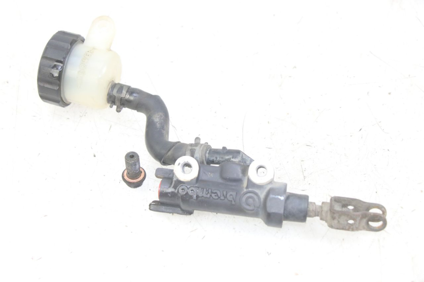 photo de BREMSPUMPE HINTEN YAMAHA XJN DIVERSION 600 (2000 - 2003)