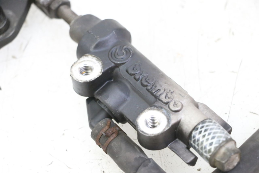 photo de BREMSPUMPE HINTEN YAMAHA FZ6 FAZER S2 600 (2007 - 2011)