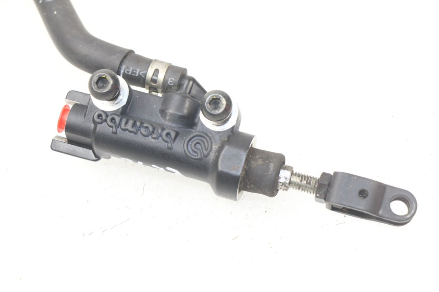 photo de BREMSPUMPE HINTEN YAMAHA FZ8 800 (2010 - 2016)