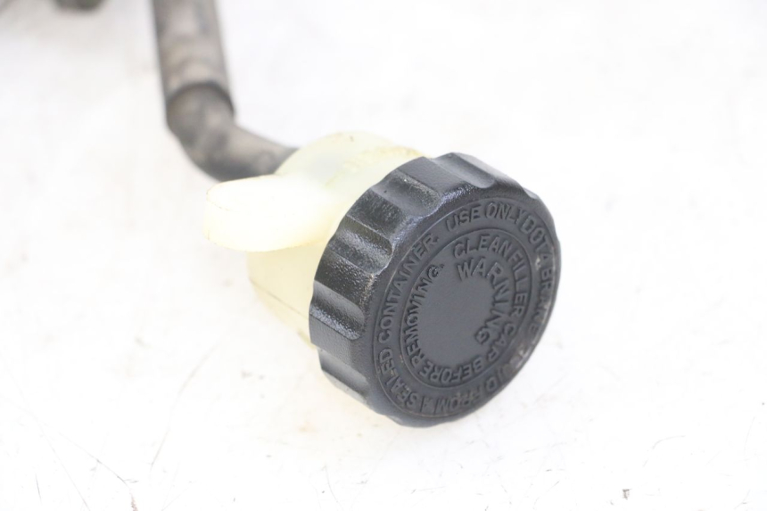 photo de HAUPTBREMSZYLINDER HINTEN YAMAHA FZS FAZER 600 (2001 - 2003)