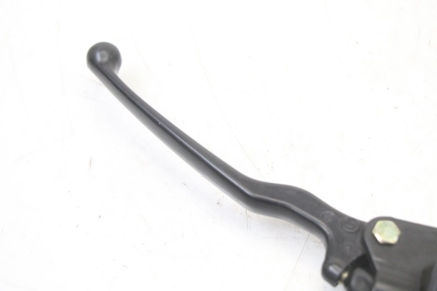 photo de BREMSPUMPE HINTEN YAMAHA YP MAJESTY 125 (2007 - 2010)