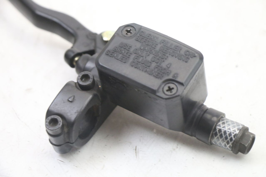 photo de BREMSPUMPE HINTEN YAMAHA YP MAJESTY 125 (2007 - 2010)