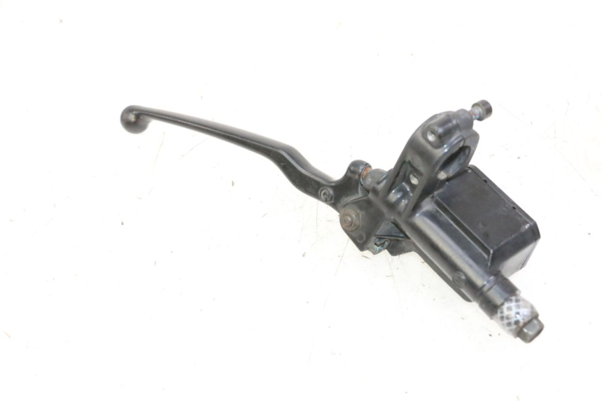 photo de HAUPTBREMSZYLINDER HINTEN YAMAHA YP MAJESTY 125 (2002 - 2006)