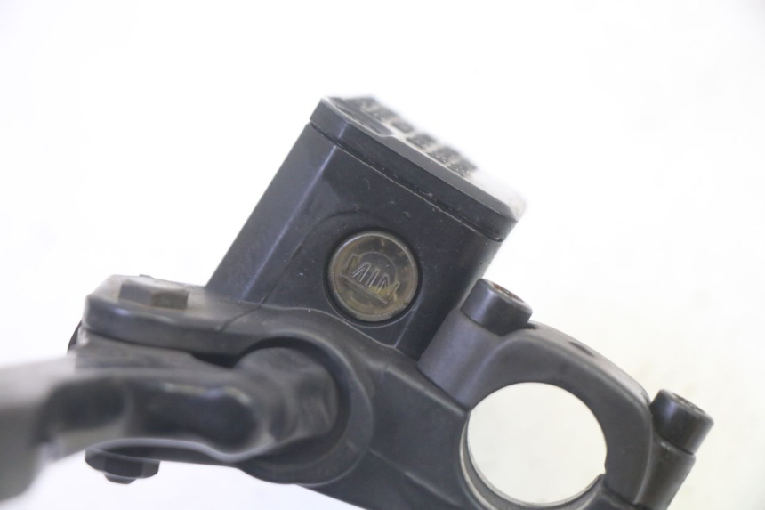 photo de BREMSPUMPE HINTEN YAMAHA YP MAJESTY 125 (2007 - 2010)