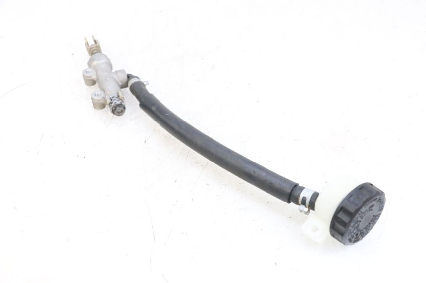 photo de BREMSPUMPE HINTEN KAWASAKI ZR 7 750 (1999 - 2001) - Technische Nahaufnahme