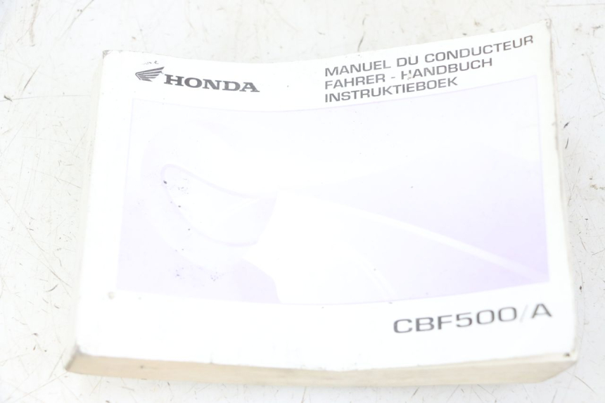 photo de BENUTZERHANDBUCH HONDA CBF 500 (2004 - 2007)
