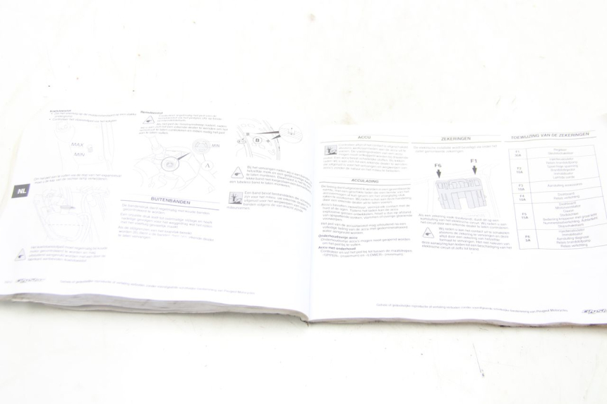 photo de BENUTZERHANDBUCH PEUGEOT CITYSTAR 125 (2011 - 2017)