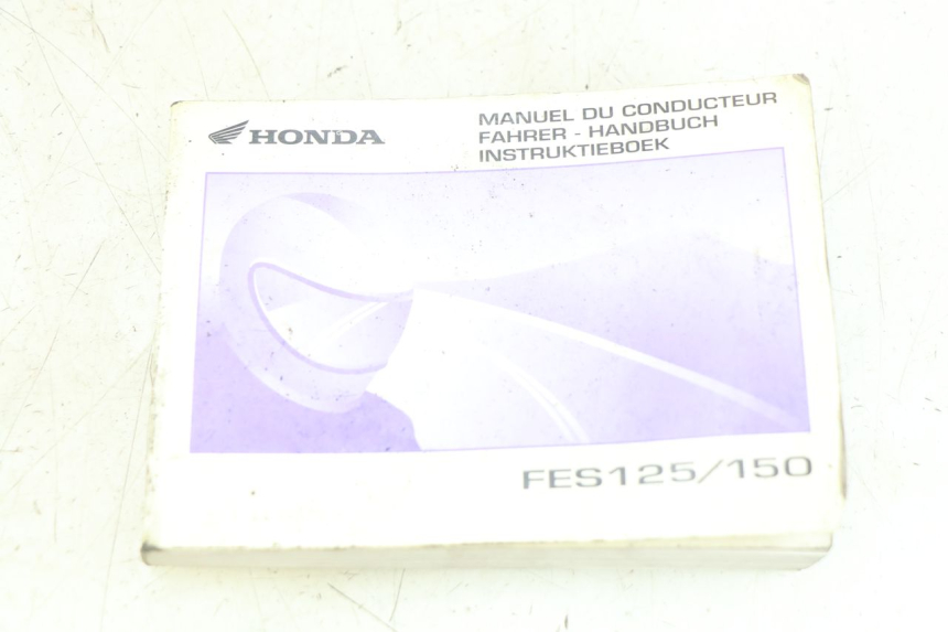 photo de BENUTZERHANDBUCH HONDA FES PANTHEON 125 (2003 - 2007)