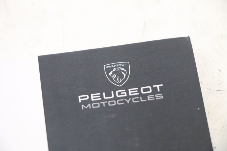 photo de BENUTZERHANDBUCH PEUGEOT TWEET 4T 50 (2023 - 2025)