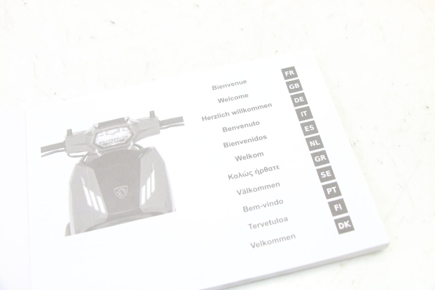 photo de BENUTZERHANDBUCH PEUGEOT TWEET 4T 50 (2023 - 2025)