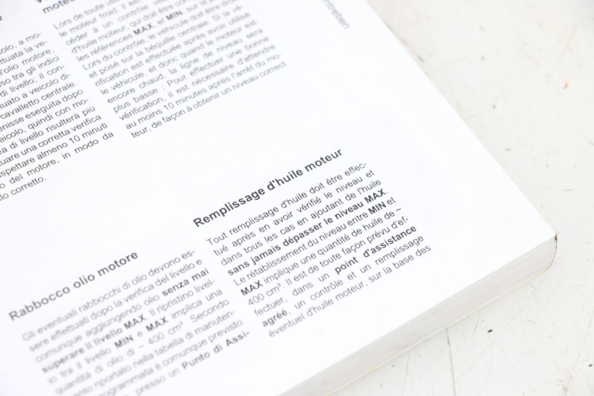 photo de BENUTZERHANDBUCH PIAGGIO VESPA GTS SUPER IE 125 (2009 - 2016) - Zoom auf Gebrauchszustand