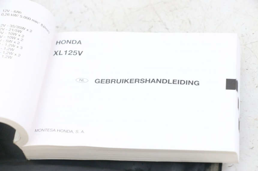 photo de BENUTZERHANDBUCH HONDA XLV VARADERO 125 (2000 - 2006)