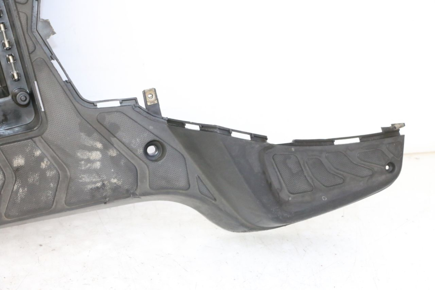 photo de TRITTBRETT VERKLEIDUNG KYMCO AGILITY NAKED RENOUVO 2T 50 (2011 - 2018)