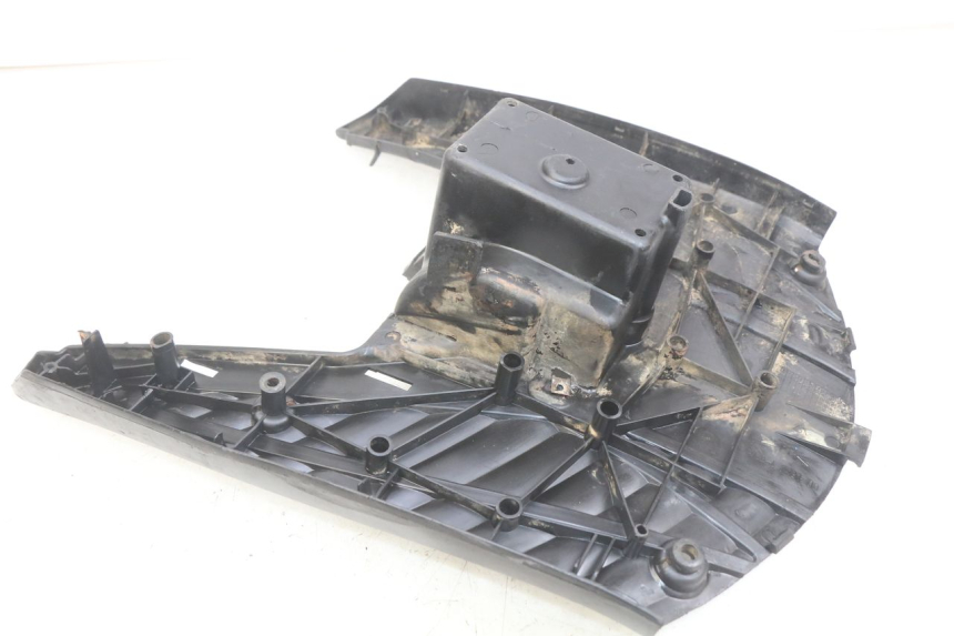 photo de TRITTBRETT VERKLEIDUNG MBK BOOSTER NEXT GENERATION 50 (1995 - 1998)