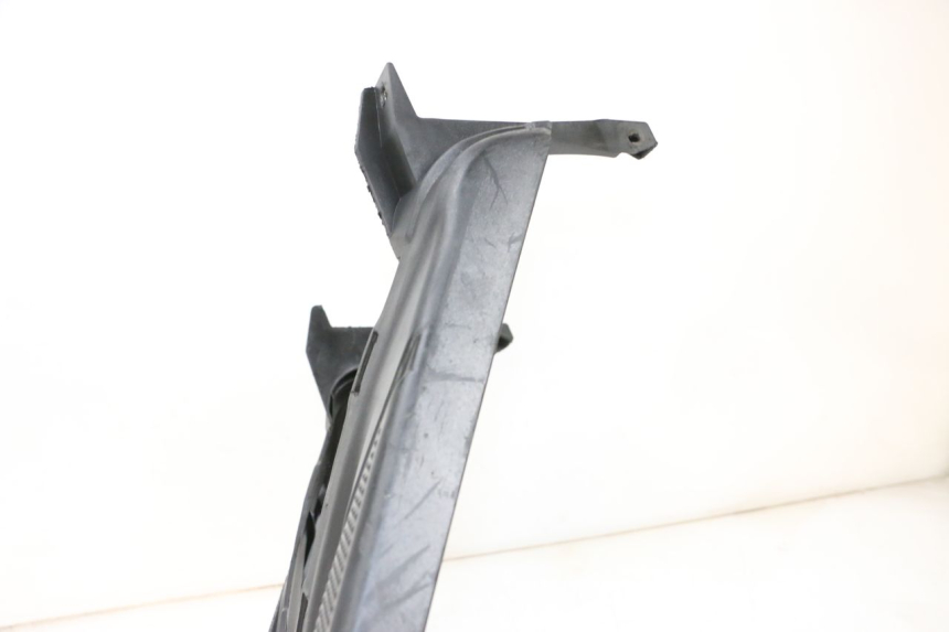 photo de TRITTBRETT VERKLEIDUNG MBK BOOSTER SPIRIT NAKED 50 (2004 - 2017) - Zoom auf Komponenten