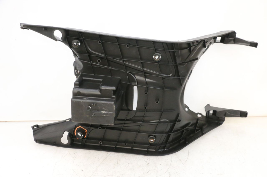 photo de TRITTBRETT VERKLEIDUNG MBK BOOSTER SPIRIT NAKED 50 (2004 - 2017) - Kennzeichnungen und Originalreferenzen