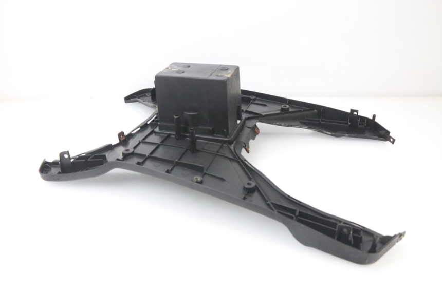 photo de TRITTBRETT VERKLEIDUNG REVATTO CITYONE 125 (2006 - 2007)