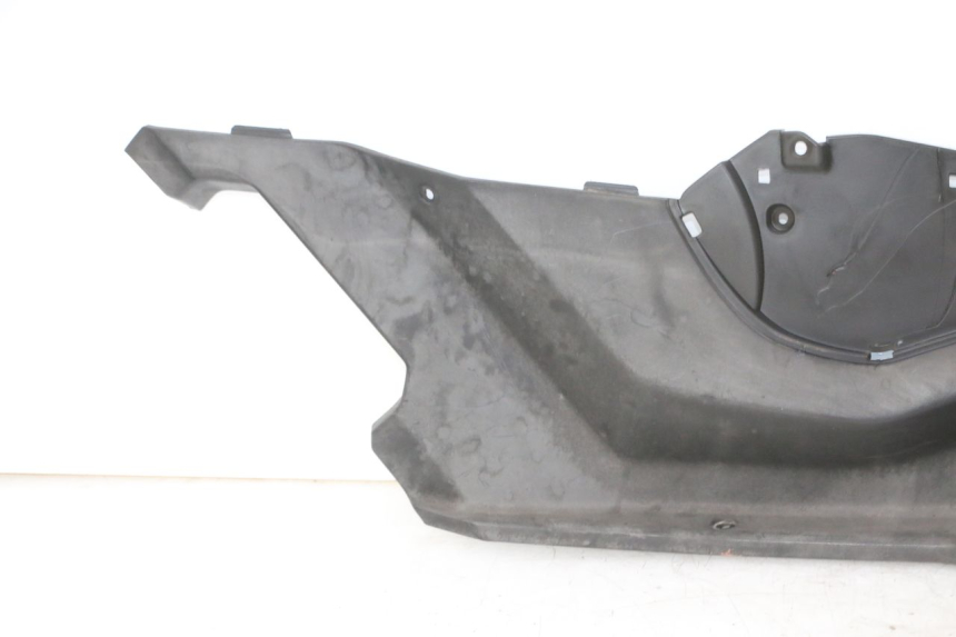 photo de TRITTBRETT VERKLEIDUNG RECHTS QUADRO 4 4D 350 (2015 - 2018)