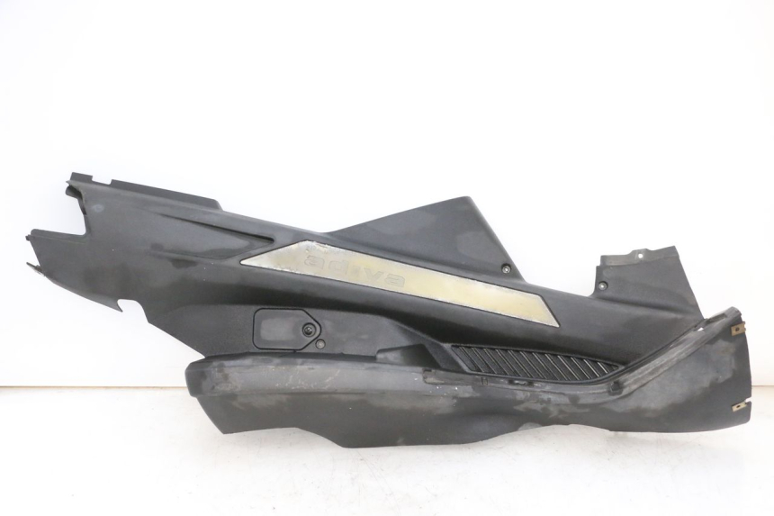 photo de TRITTBRETT VERKLEIDUNG RECHTS ADIVA AD3 300 (2014 - 2020)