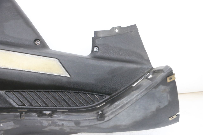 photo de TRITTBRETT VERKLEIDUNG RECHTS ADIVA AD3 300 (2014 - 2020)