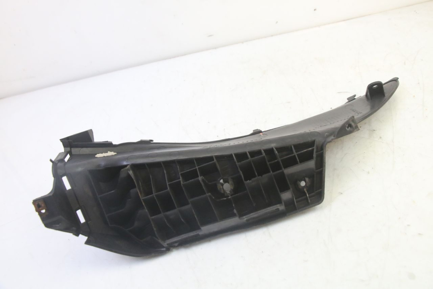 photo de RECHTER FUßRASTEN SUZUKI BURGMAN 125 (2007 - 2014)