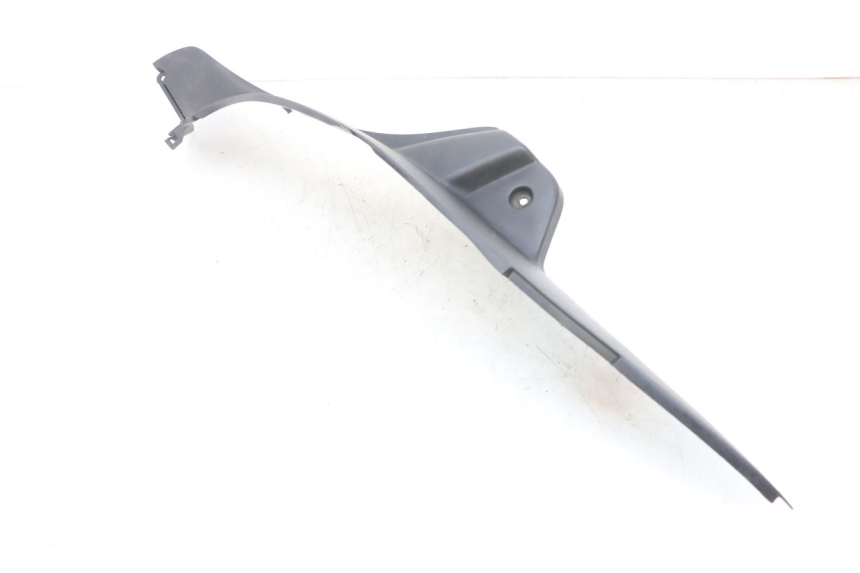 photo de TRITTBRETT VERKLEIDUNG RECHTS PEUGEOT ELYSEO 125 (1999 - 2004) - Technische Nahaufnahme