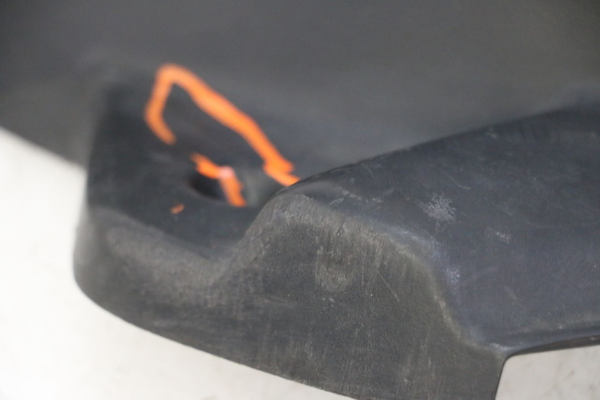 photo de RECHTER FUßRASTEN PEUGEOT ELYSTAR 50 (2002 - 2014)