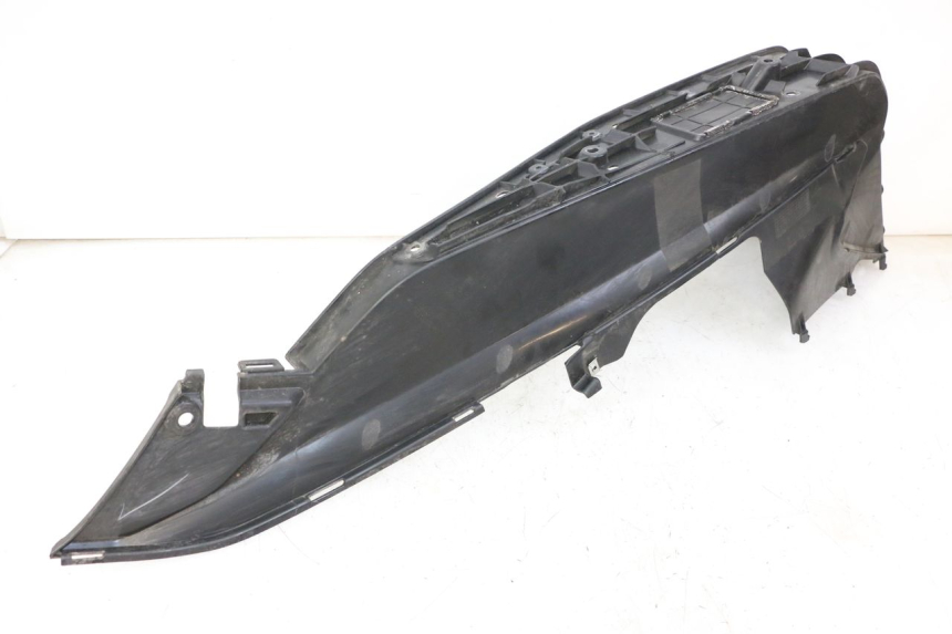 photo de TRITTBRETT VERKLEIDUNG RECHTS HONDA FORZA ABS 300 (2013 - 2019)