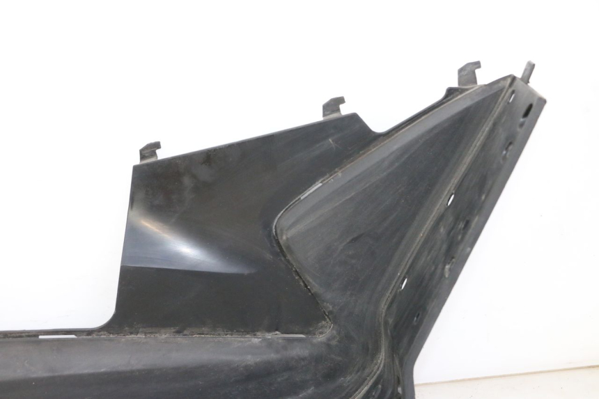 photo de TRITTBRETT VERKLEIDUNG RECHTS HONDA FORZA ABS 300 (2013 - 2019)