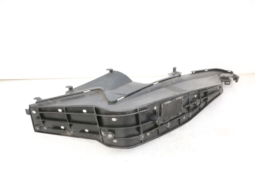 photo de TRITTBRETT VERKLEIDUNG RECHTS HONDA FORZA ABS 300 (2013 - 2019)