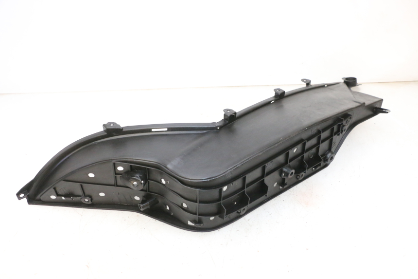 photo de TRITTBRETT VERKLEIDUNG RECHTS JM MOTORS GTS 125 (2015 - 2019) - Kennzeichnungen und Originalreferenzen