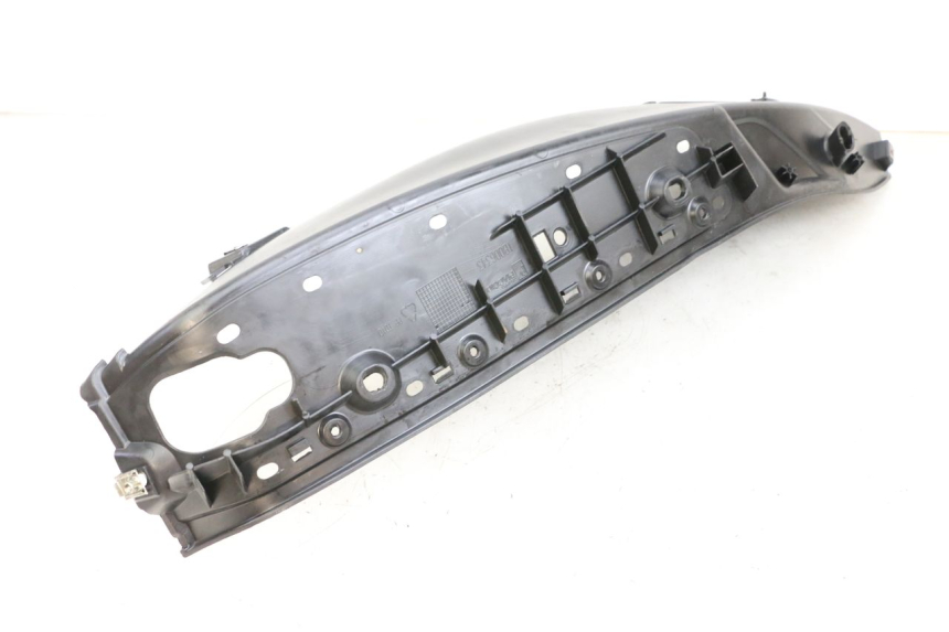 photo de TRITTBRETT VERKLEIDUNG RECHTS PIAGGIO MP3 HPE 350 (2018 - 2020) - Alternative Perspektive