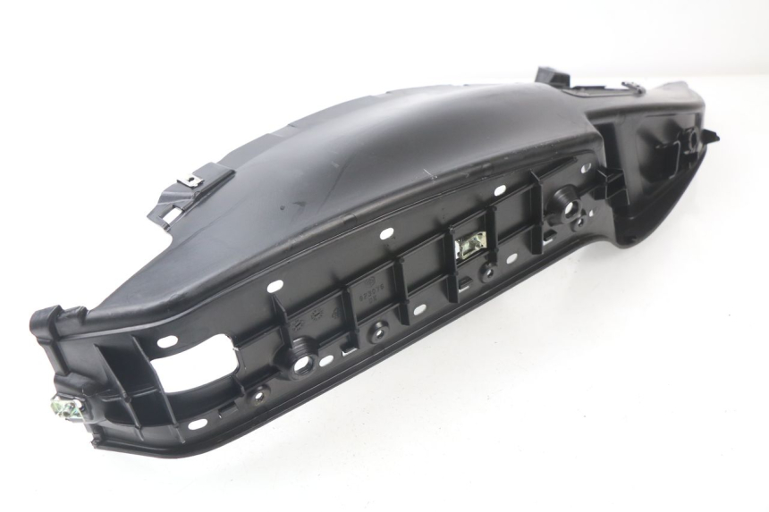 photo de TRITTBRETT VERKLEIDUNG RECHTS PIAGGIO MP3 LT 300 (2010 - 2016)