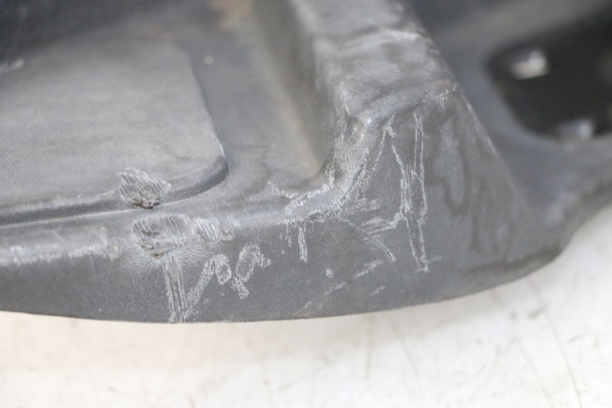 photo de TRITTBRETT VERKLEIDUNG RECHTS PIAGGIO MP3 500 (2011 - 2015)