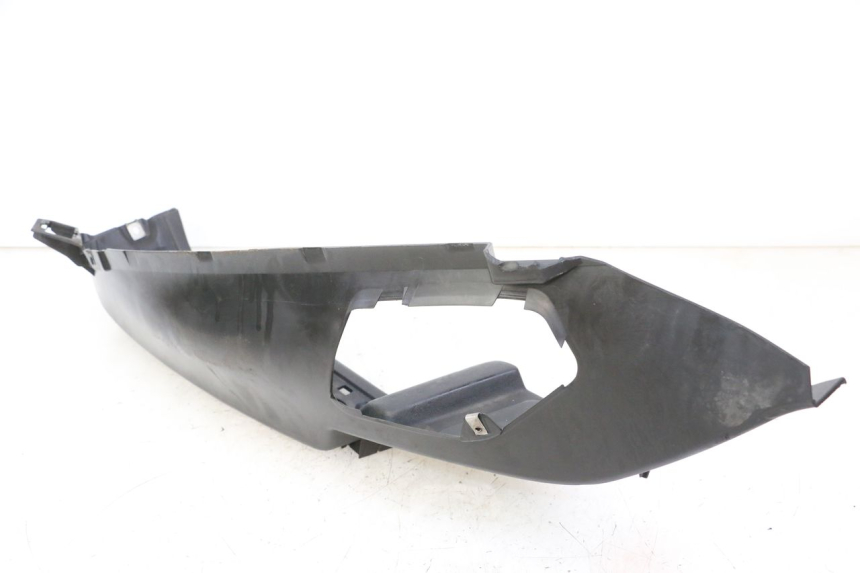 photo de RECHTER FUßRASTEN PIAGGIO MP3 125 (2006 - 2014)