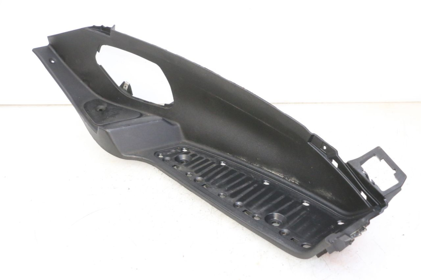 photo de RECHTER FUßRASTEN PIAGGIO MP3 125 (2006 - 2014)