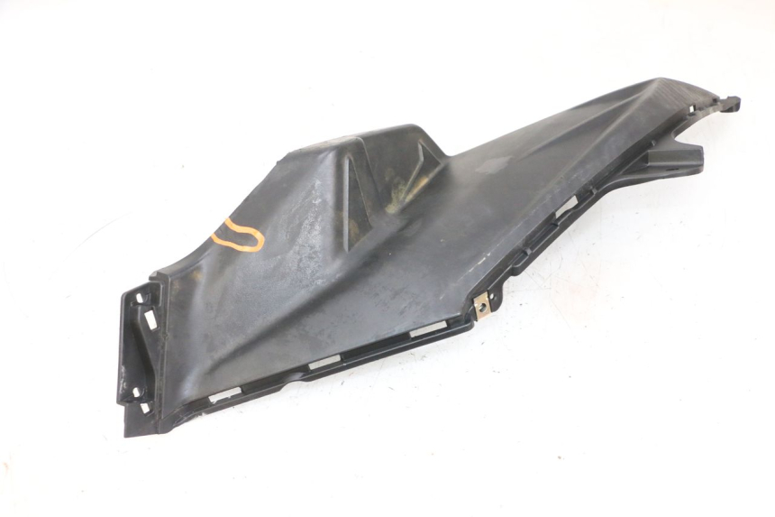 photo de RECHTER FUßRASTEN SYM ORBIT III 3 4T 50 (2018 - 2021) - Oberflächenzustand und Material