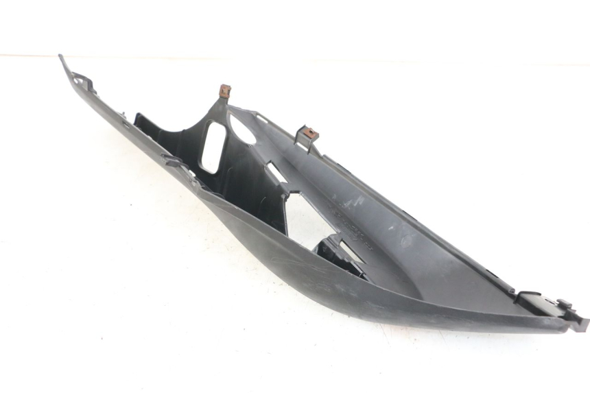 photo de TRITTBRETT VERKLEIDUNG RECHTS MBK OVETTO ONE 2T 50 (2013 - 2017)