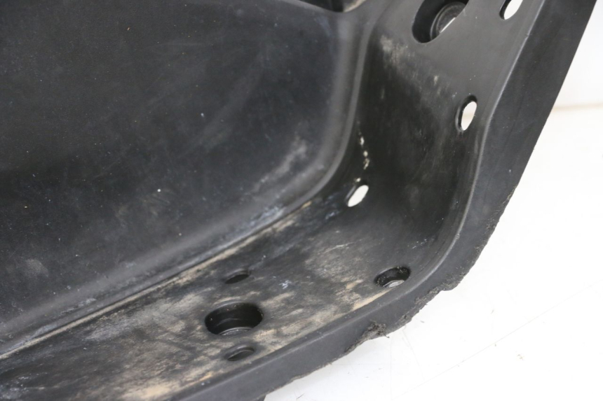 photo de RECHTER FUßRASTEN HONDA PCX (JF47) 125 (2012 - 2013)