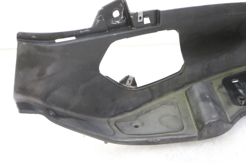 photo de RECHTER FUßRASTEN PIAGGIO X8 125 (2004 - 2007)