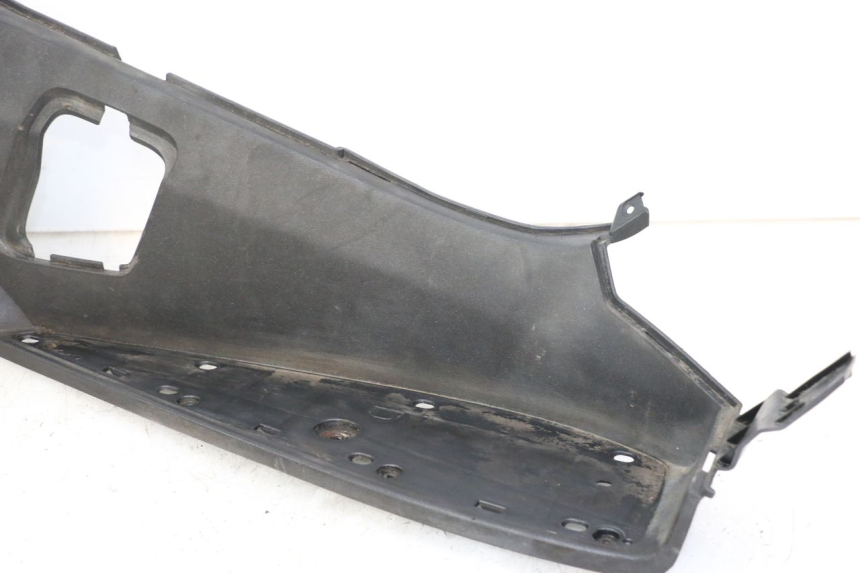 photo de TRITTBRETT VERKLEIDUNG RECHTS PEUGEOT SATELIS COMPRESSOR K15 125 (2006 - 2009)