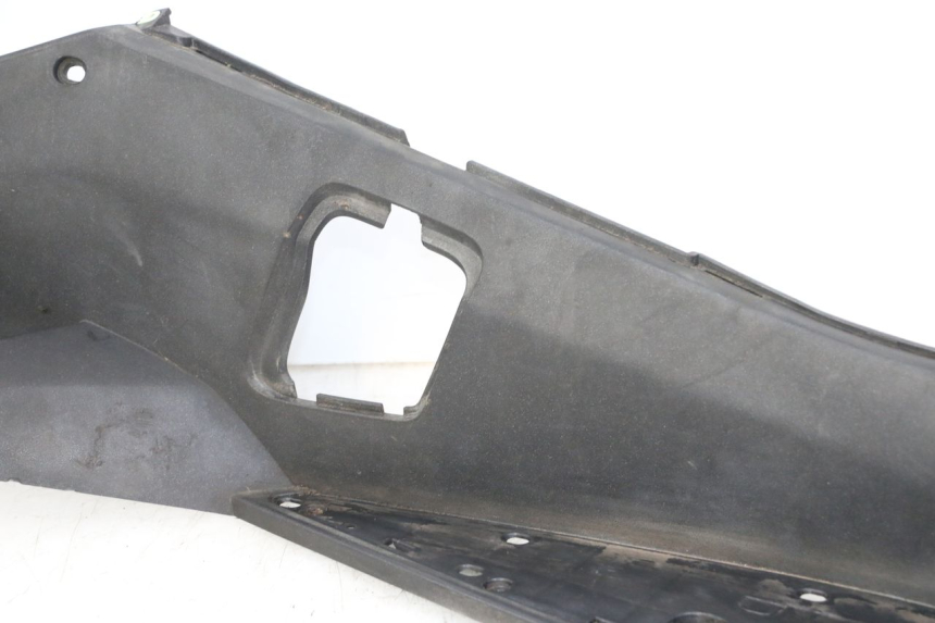 photo de TRITTBRETT VERKLEIDUNG RECHTS PEUGEOT SATELIS COMPRESSOR K15 125 (2006 - 2009)