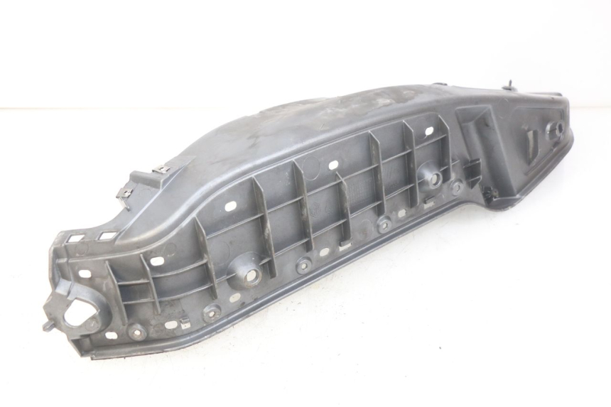 photo de RECHTER FUßRASTEN PIAGGIO X8 125 (2004 - 2007)