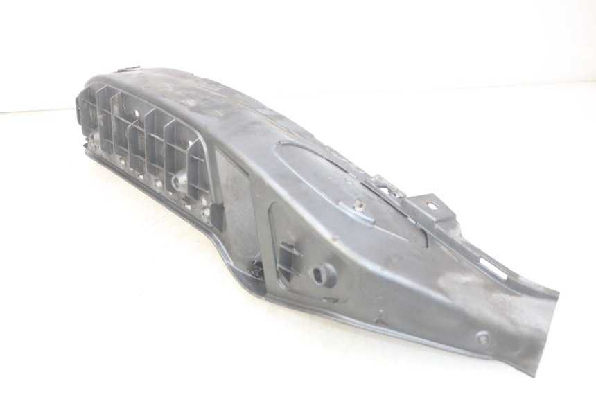 photo de RECHTER FUßRASTEN PIAGGIO X8 125 (2004 - 2007)