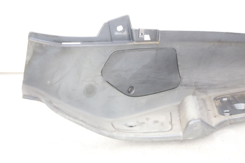 photo de RECHTER FUßRASTEN PIAGGIO X8 125 (2004 - 2007)