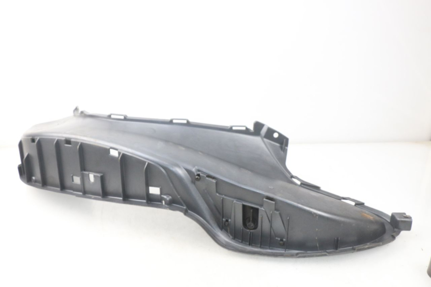 photo de RECHTER FUßRASTEN PIAGGIO X9 125 (2000 - 2003)