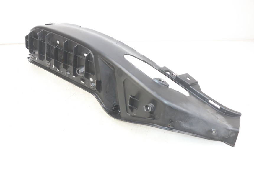 photo de RECHTER FUßRASTEN PIAGGIO XEVO - X EVO 125 (2007 - 2016)