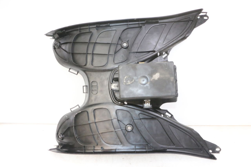 photo de TRITTBRETT VERKLEIDUNG PEUGEOT ELYSTAR 125 (2002 - 2007)