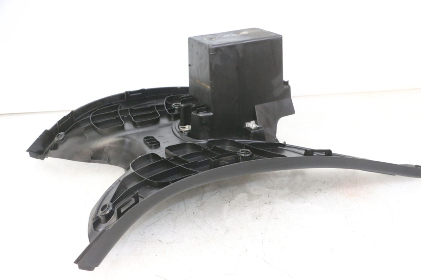 photo de TRITTBRETT VERKLEIDUNG PEUGEOT ELYSTAR 125 (2002 - 2007)